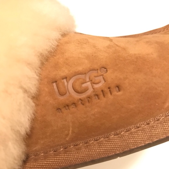 UGG Shoes - UGG Scuffette II Slipper